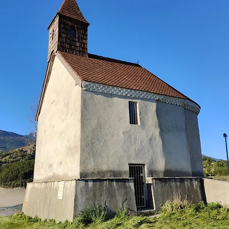 Bungalow/chalet * Pontis